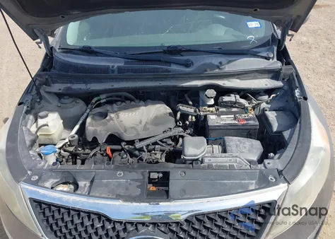 2016 Kia Sportage Lx z USA, uszkodzony, nr VIN KNDPB3AC8G7866985